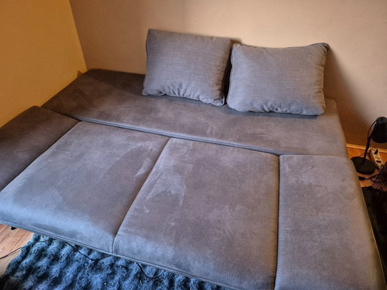 Image 1 of Sofá cama “Mona” con caja de almacenamiento y cojines.