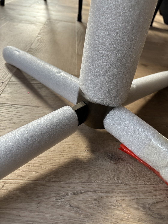 Image 1 of Moods Milano dining table chair 6x be handsome nature 01 Iras 360 anodic