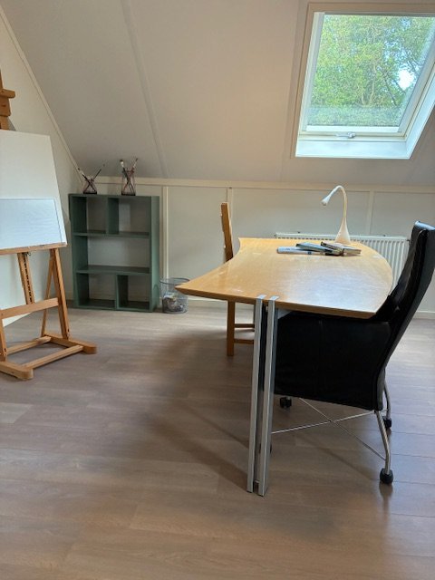 Image 1 of Table à cendres Desigh Harvink