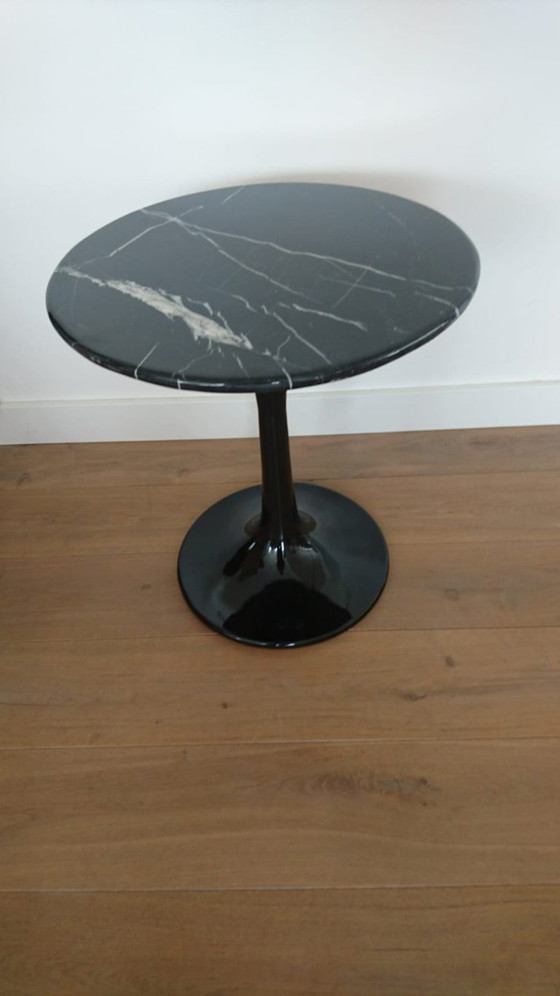 Image 1 of Beistelltisch Tulpe