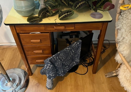 Vintage Piet Zwart kinderbureautje