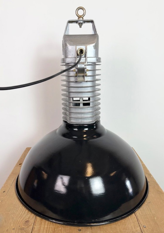 Image 1 of Grote industriële hanglamp van zwart emaille van Philips, jaren 60.