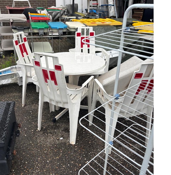 Image 1 of 8 boston stoel Pierre Paulin