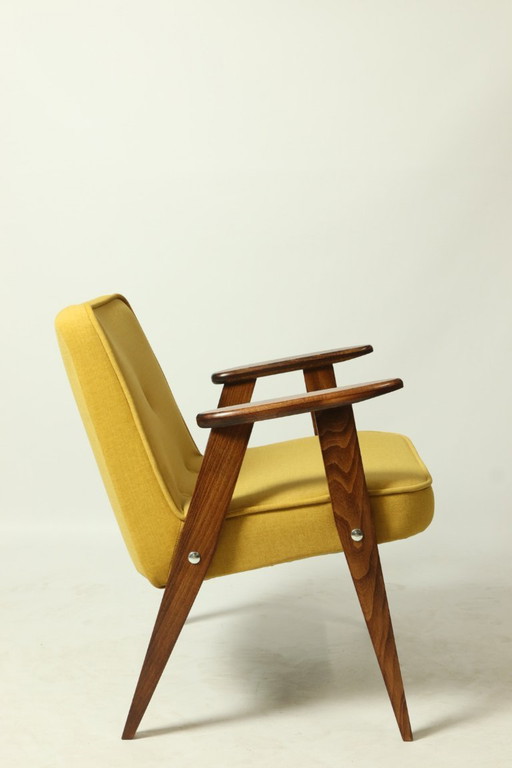 Fauteuil vintage en velours jaune doux, design Chierowsky