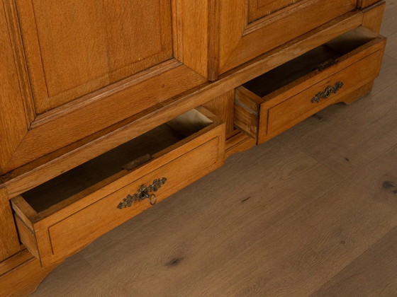 Biedermeier Eichenkleiderschrank, um 1840 – Kleiderschränke, Holz (photo 9 of 13)