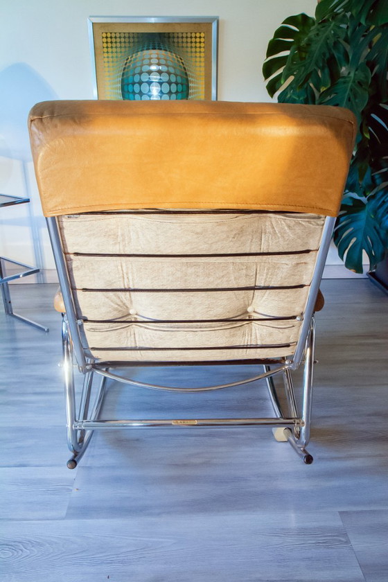 Image 1 of Fauteuil relax Lama 70's, chrome et simili cuir, repose pied repliable