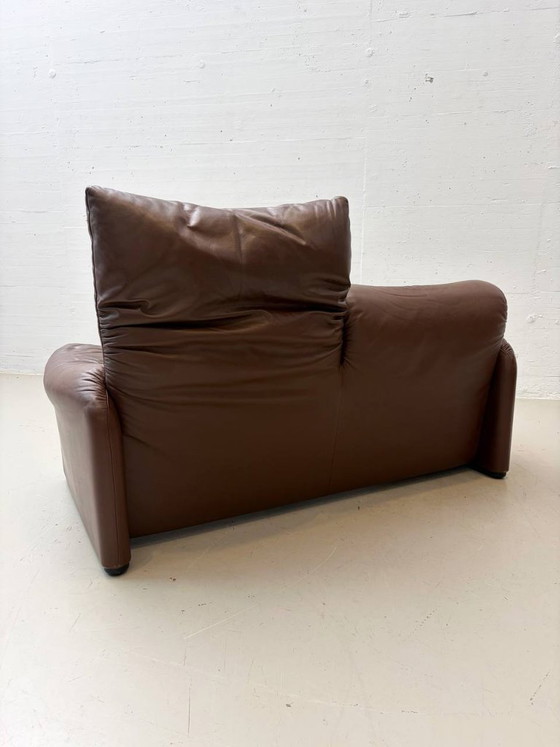 Canap&eacute; Maralunga de Vico Magistretti pour Cassina, ann&eacute;es 1970 – Canapés 2 places, Leather (photo 8 of 19)