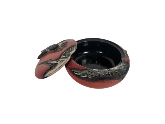 Image 1 of Takaoka Shikki - laque - bonbonnière - Japon - 1er quart du XXe siècle