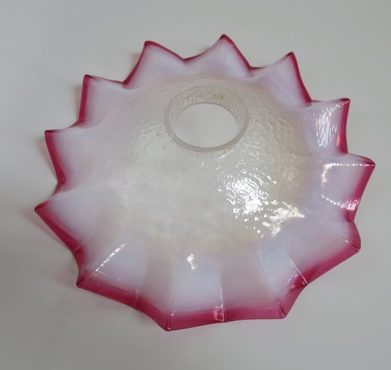 Image 1 of Art Deco glazen hanglamp rood wit zigzag rond