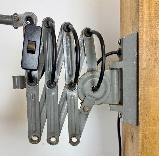 Image 1 of Grijze industriële schaarwandlamp van Elektroinstala, jaren 60