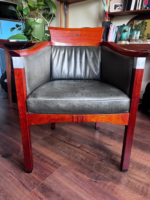 Twee originele Art Deco fauteuils – Schuitema design – massief hout & leer