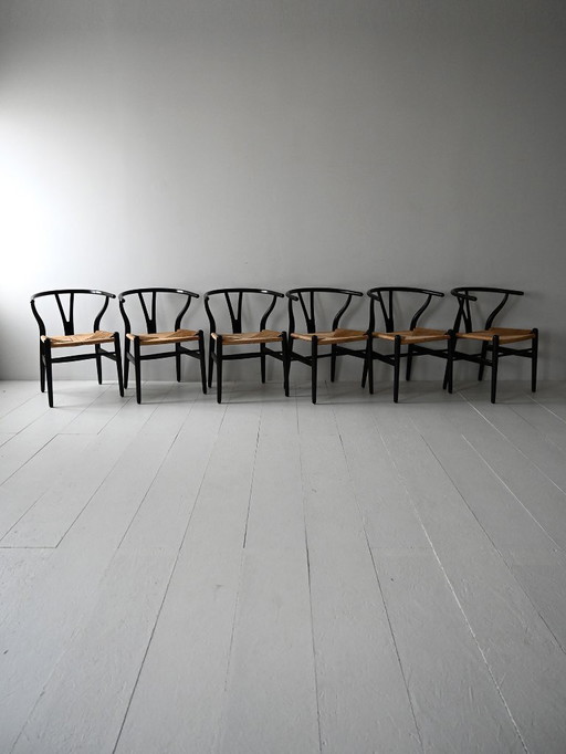 Set van 6 CH24 stoelen van Hans Wegner