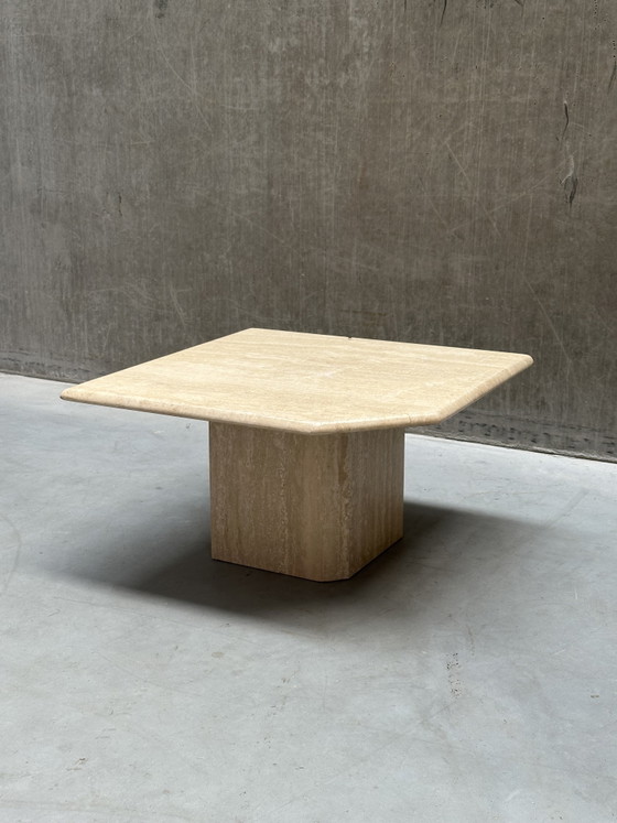 Image 1 of Table basse/table d'appoint vintage en travertin