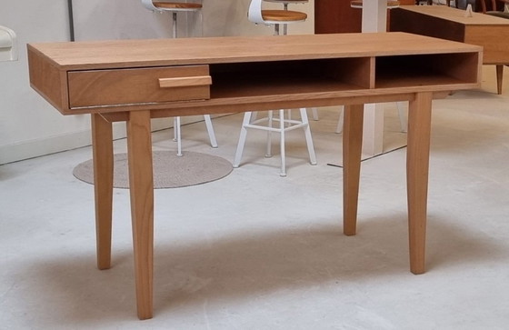 Image 1 of Table Fenrir