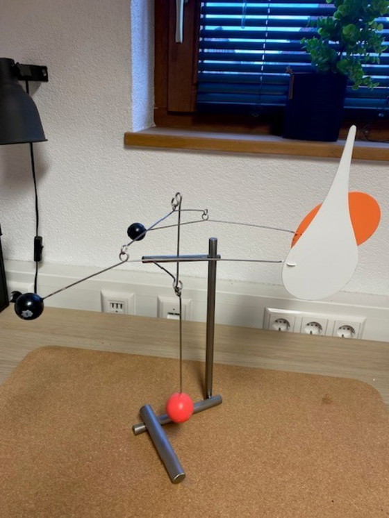 Image 1 of Brad Howe-sculptuur