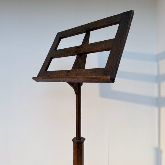 Image 1 of Leggio 1920-1930