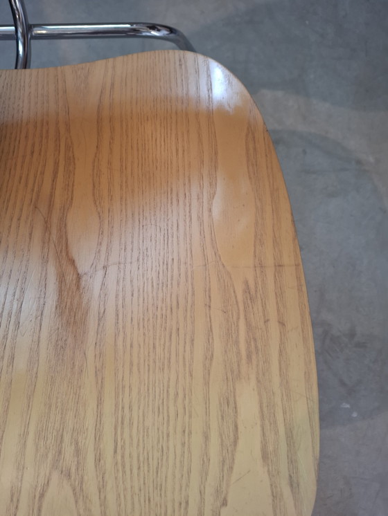 Image 1 of Sillón Vitra Eames LCM