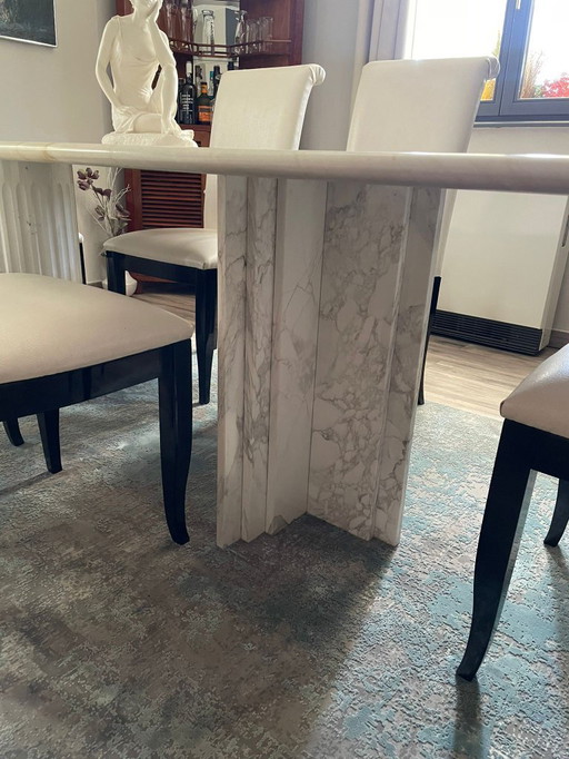Italian Calacatta Marble Table in Near-New Condition 2.29mx0.95m With 6 Chairs