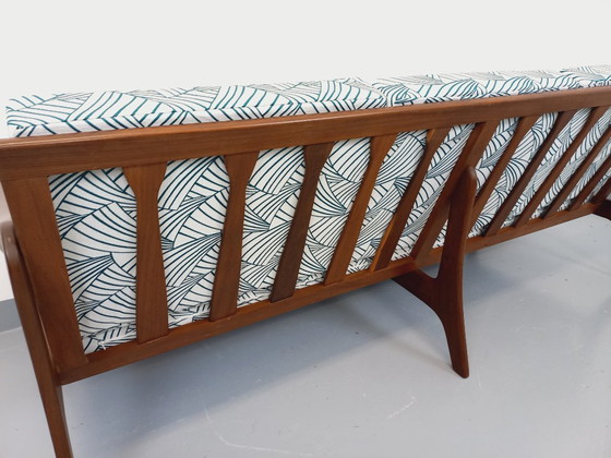 Image 1 of Arne Wahl Iversen voor Komfort 3-zits Scandinavische vintage bank in teak en stof uit de jaren 60