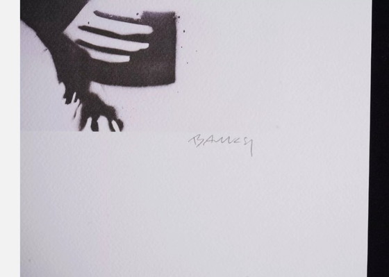 Image 1 of Banksy (1974) - Monna Lisa con la pistola