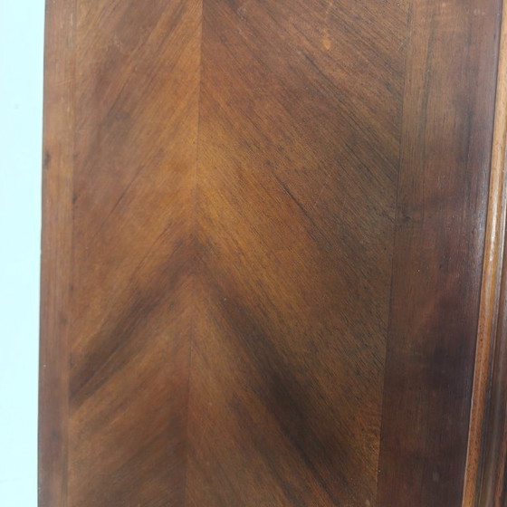 Image 1 of Armadio in legno intagliato in stile francese Luigi XV con ante a specchio