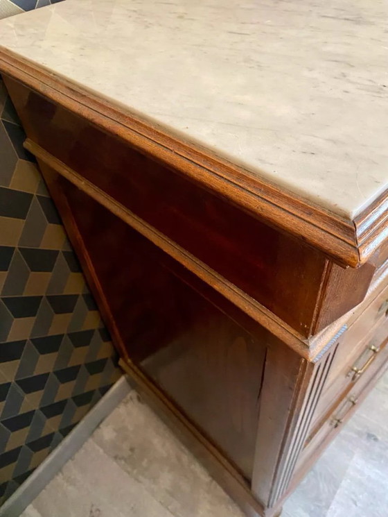 Image 1 of Cassettiera antica Luigi Filippo con 4 cassetti e piano in marmo bianco