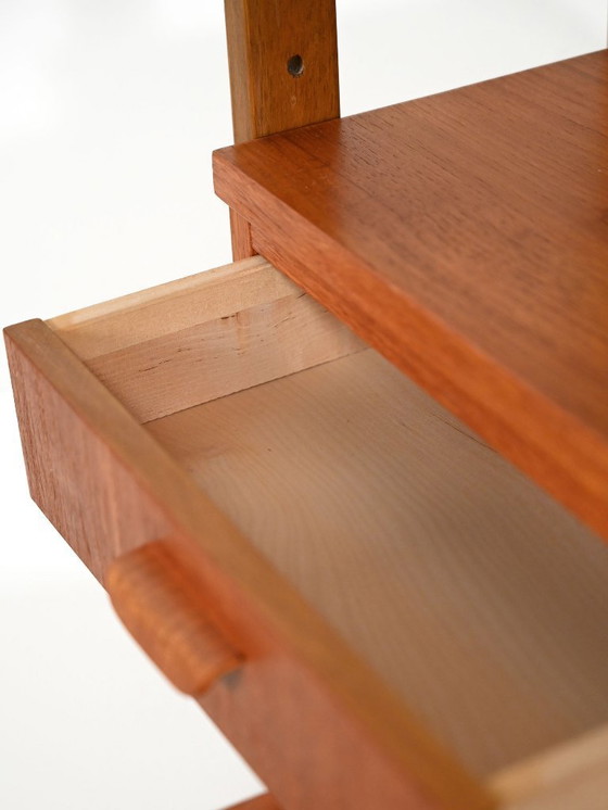 Image 1 of Scandinavische teakhouten boekenkast met uitschuifbaar bureau, jaren 1950-1960