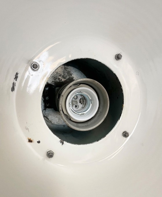 Image 1 of Große industrielle Emaille-Fabrik-Hängeleuchte von Elektrosvit, 1960er Jahre