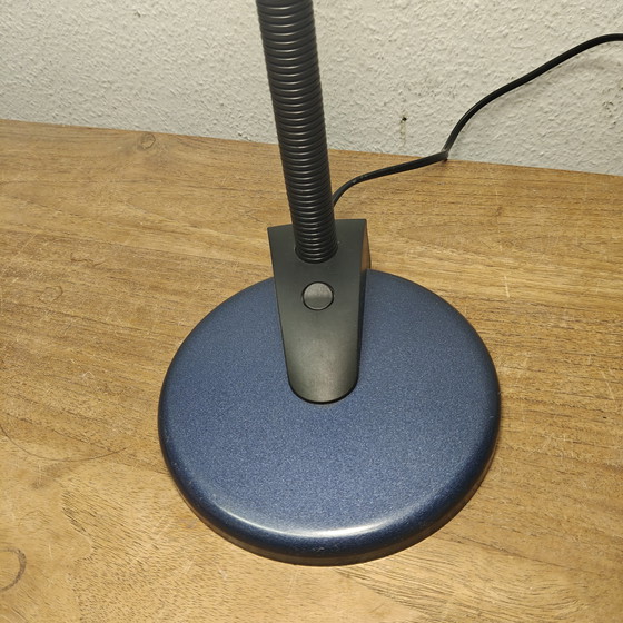 Image 1 of Lampe de bureau postmoderne de Massive – Bleu et noir – Années 1990