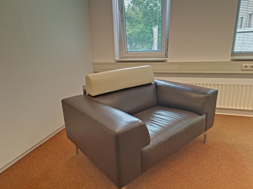 Leolux howlo bank, loveseat, hocker mayon salontafel blocco