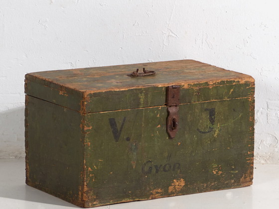 Petit coffre ancien vert (c.1920) #4 – Armoires de rangement, Rustic (photo 2 of 28)