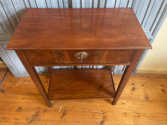 Image 1 of Tavolino laterale in mogano, tavolino francese