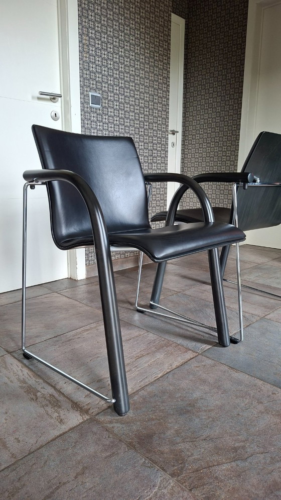 2x Thonet S320 Lederen Stoel – Sillones, Leather, Wood (photo 8 of 12)