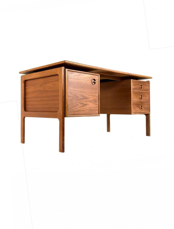 Image 1 of Vintage teakhouten vrijstaand bureau, Arne Vodder ‘60