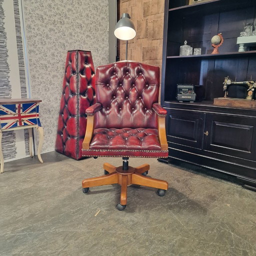 Chesterfield Gainsborough office chair - Antique Red