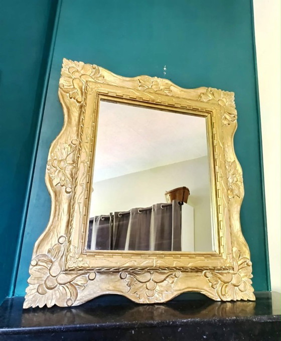 Image 1 of Large mirror in gilded wood