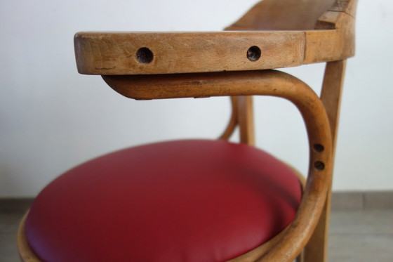 Image 1 of Poltrona vintage in legno curvato