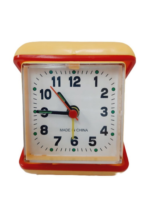 Reloj despertador de viaje chino de cuarzo antiguo