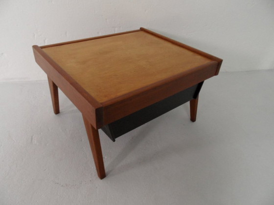 Image 1 of Table d'appoint Mid Century