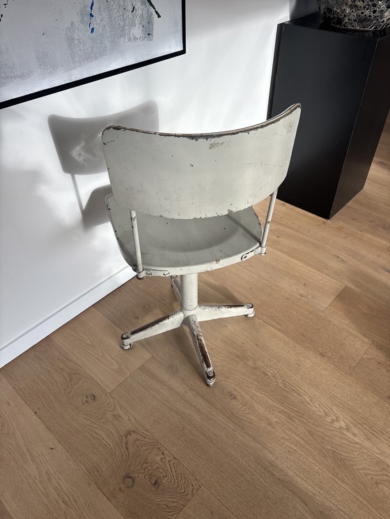 Image 1 of Tubax vieux bureau industriel vintage 