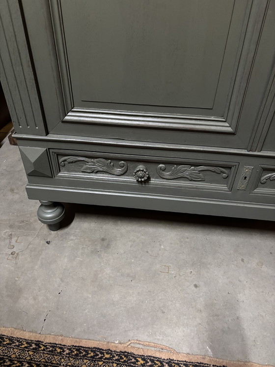 Image 1 of Brocante kledingkast / buffetkast 