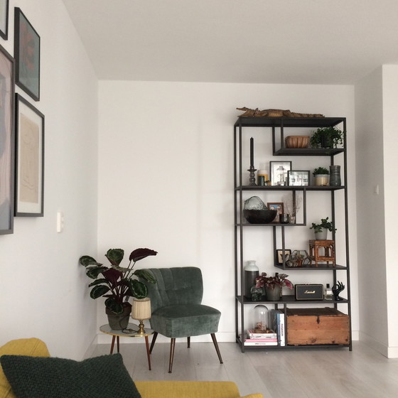 Image 1 of Möbliertes Wandregal Matthew in Amsterdam