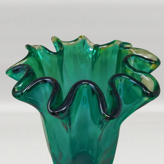 1970s Michielotto Emerald Green Fazzoletto Murano Glass Vase — Italian Vintage (photo 9 of 10)