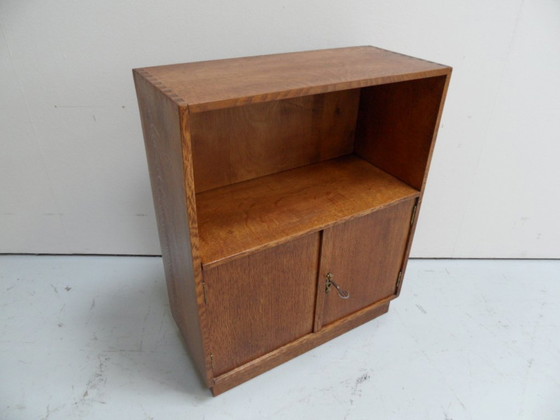 Antique open bookcase with 2 doors – Wood, Klassiek (photo 2 of 13)