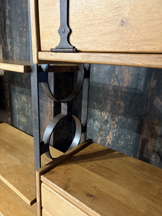 Image 1 of Divisorio/armadietto da parete brutalista di Bram Sprij