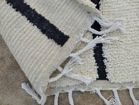 Berber Teppich aus Naturwolle 250cmx100cm – Teppiche & Läufer, Modern (photo 5 of 6)