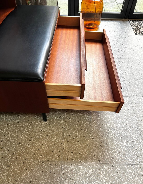 Image 1 of Buffet/armoire/meuble mural vintage