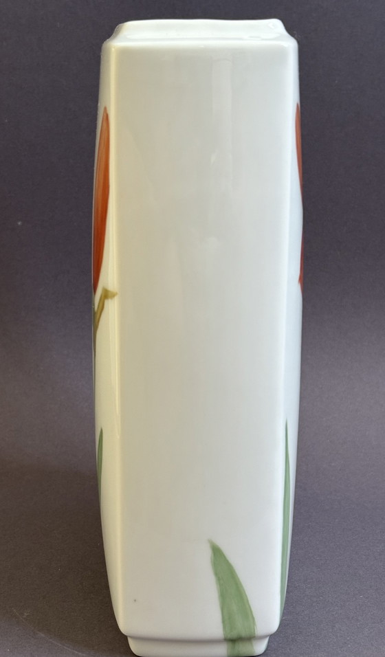 Image 1 of Vase Vintage Wallendorf Amaryllis peint à la main