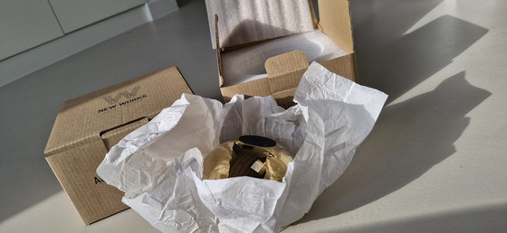 Image 1 of Aura Tischspiegel (Messing) von New Works