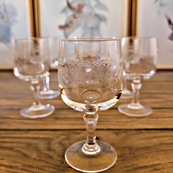 Image 1 of 6 Cristal d'Arques Matignon gegraveerde kristallen likeurglazen